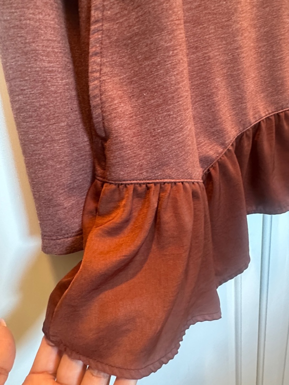 Long Sleeve Ruffle Hem Tunic Top - Rust with Pockets Rayon blend EUC Size M - Picture 4 of 7
